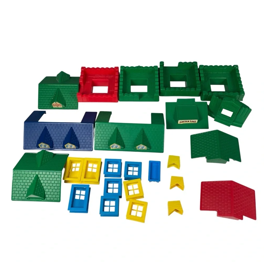 Vintage Lincoln Logs Train & Wooden Building Toy 615 Pieces & Roy Toy Western